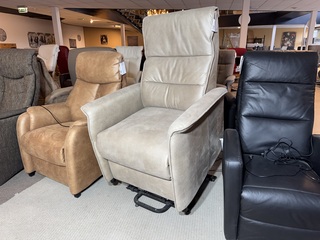 Relaxfauteuil, beige/grijs ecoleder, elektrisch verstelbaar, zwart ond